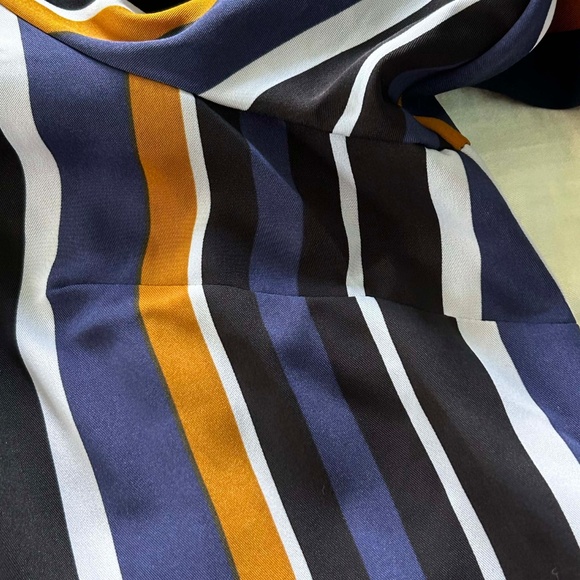 NEW PHOTOS! TUNIC, VERTICAL STRIPE, COLOUR: MOCHA BISQUE, SIZE 4X, LONG SLEEVES, - Picture 6 of 16